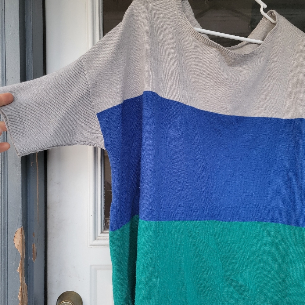 Colorblock sweater - Picture 8 of 8